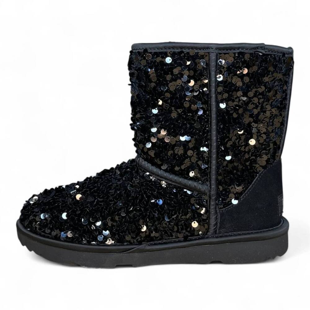 NEW UGG kid's classic short chunky sequin fashion boot in black